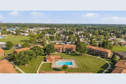 101 Boardwalk Street #2W, Elk Grove Village, IL 60007 - Photo 14