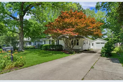 718 Dover Place, Champaign, IL 61820 - Photo 2