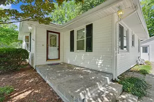 718 Dover Pl, Champaign, IL 61820 - Photo 4