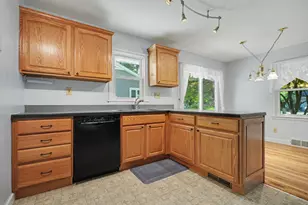 718 Dover Pl, Champaign, IL 61820 - Photo 12