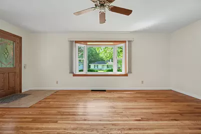 718 Dover Place, Champaign, IL 61820 - Photo 6