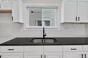 543 N Leclaire Ave, Chicago, IL 60644 - Photo 16