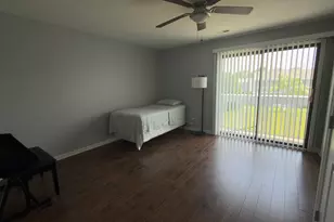 17335 W Maple Ln, Gurnee, IL 60031 - Photo 14