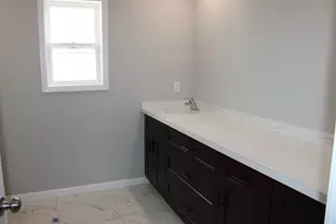 828 Blackhawk Dr, Braidwood, IL 60408 - Photo 14