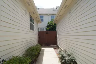 2664 Goldenrod Ln, Glenview, IL 60026 - Photo 28
