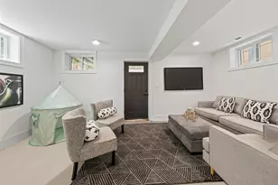3414 N Hamilton Ave, Chicago, IL 60618 - Photo 34