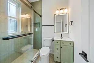 3414 N Hamilton Ave, Chicago, IL 60618 - Photo 22