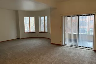 928 W Leland Ave, Chicago, IL 60640 - Photo 2