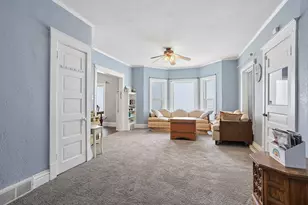815 Oneida St, Joliet, IL 60435 - Photo 4