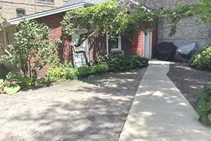 1446 W Summerdale Ave, Chicago, IL 60640 - Photo 48
