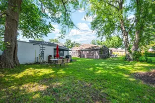 340 Forrest Dr, North Pekin, IL 61554 - Photo 32
