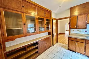 2010 S 11th Ave, Maywood, IL 60153 - Photo 8