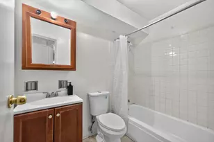 827 W College Blvd, Addison, IL 60101 - Photo 10