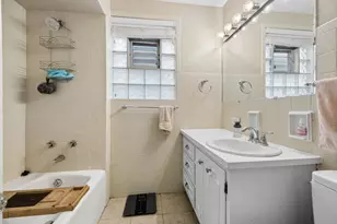 1180 Gunderson Ave, Oak Park, IL 60304 - Photo 12