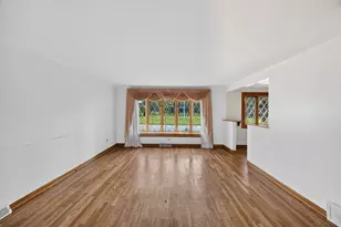 13157 S Green Bay Ave, Chicago, IL 60633 - Photo 4
