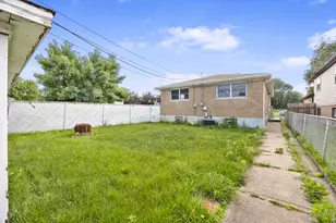 13157 S Green Bay Ave, Chicago, IL 60633 - Photo 22
