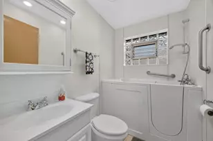 13157 S Green Bay Ave, Chicago, IL 60633 - Photo 16