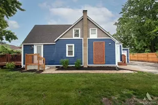411 Edward Ct, Des Plaines, IL 60016 - Photo 2