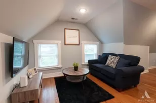 411 Edward Ct, Des Plaines, IL 60016 - Photo 16