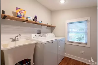 411 Edward Court, Des Plaines, IL 60016 - Photo 24