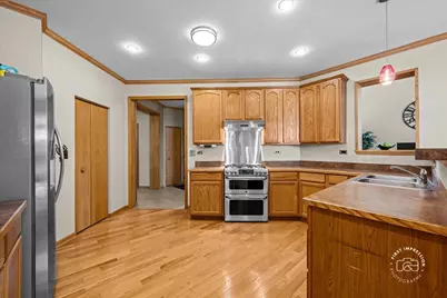 2682 Bauer Road, North Aurora, IL 60542 - Photo 14