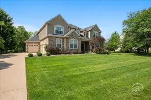 2682 Bauer Rd, North Aurora, IL 60542 - Photo 2