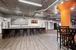 565 W Quincy St, Chicago, IL 60661 - Photo 22