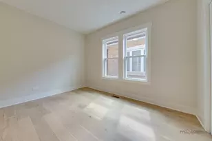 5748 W Eastwood Ave, Chicago, IL 60630 - Photo 28