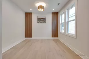 5748 W Eastwood Ave, Chicago, IL 60630 - Photo 30