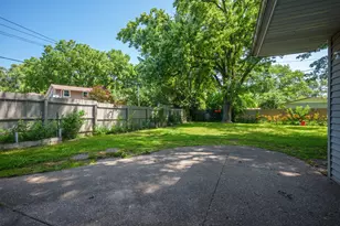 2108 Holly Ct, McHenry, IL 60051 - Photo 22