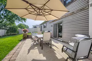 271 Hill Ave, Bartlett, IL 60103 - Photo 18