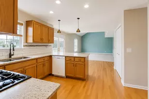 24851 Michele Dr, Plainfield, IL 60544 - Photo 6