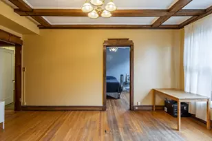 945 E Hyde Park Blvd, Chicago, IL 60615 - Photo 12
