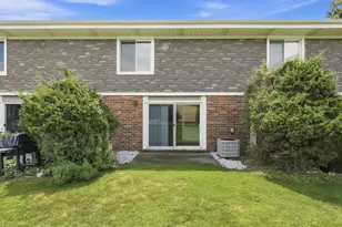 2 Cour Masson, Palos Hills, IL 60465 - Photo 18