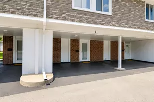 2 Cour Masson, Palos Hills, IL 60465 - Photo 2