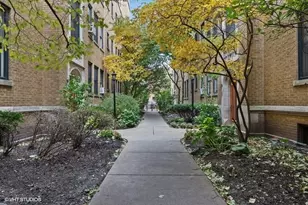 626 W Waveland Ave, Chicago, IL 60613 - Photo 2