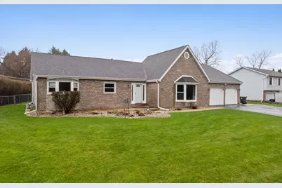 537 Erma Drive, Lake Holiday, IL 60552 - Photo 2