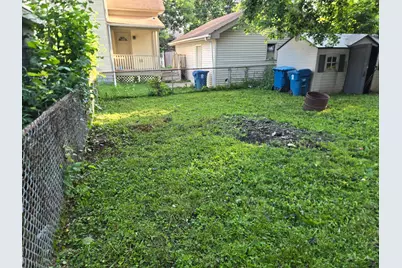 381 Spruce Street, Aurora, IL 60506 - Photo 2