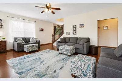 55 W Arden Lane, Round Lake, IL 60073 - Photo 8