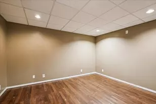 55 W Arden Ln, Round Lake, IL 60073 - Photo 24