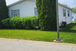 25616 Firestone Dr, Monee, IL 60449 - Photo 2