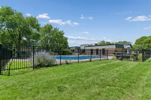 4B E Dundee Quarter Dr, Palatine, IL 60074 - Photo 10