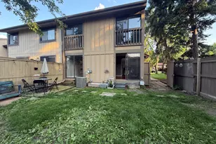 800 Oregon Trail, Roselle, IL 60172 - Photo 22