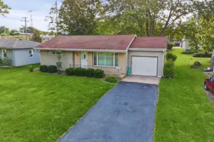 805 Garfield St, Harvard, IL 60033 - Photo 18