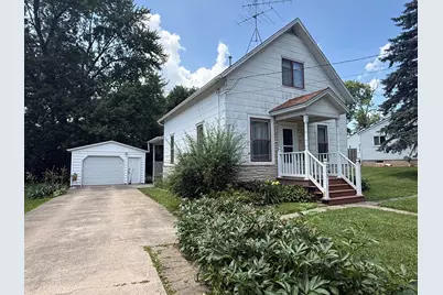 623 Sterling Avenue, Dixon, IL 61021 - Photo 1