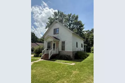 623 Sterling Avenue, Dixon, IL 61021 - Photo 2