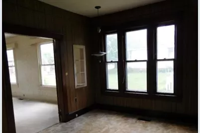 307 N 1st Street, Enfield, IL 62835 - Photo 10