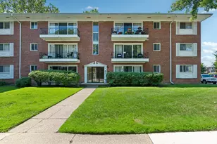 10111 Old Orchard Ct, Skokie, IL 60076 - Photo 1
