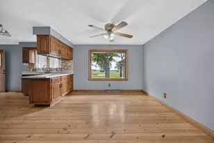504 East St, Anchor, IL 61720 - Photo 8