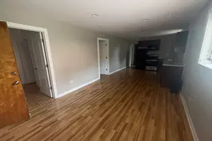 1037 W Polk St, Chicago, IL 60607 - Photo 8